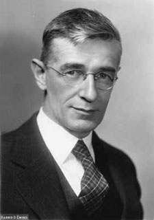 Vannevar Bush - Image taken from atomicheritage.org